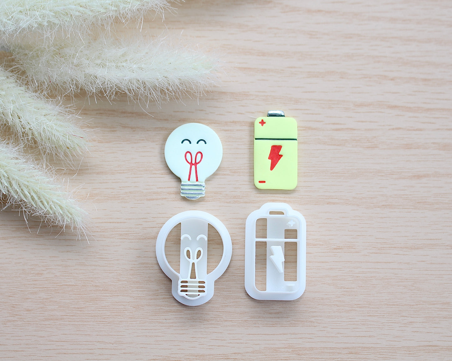 “Stay Positive” Cutter Set