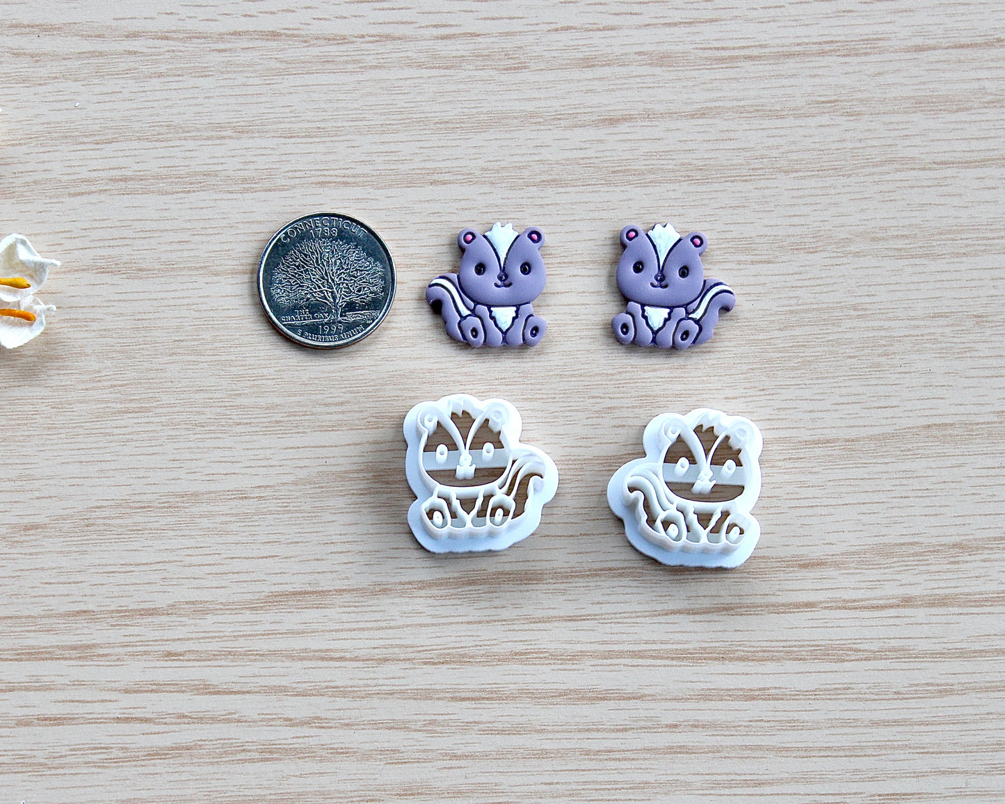 Sitting Skunk Polymer Clay Cutter