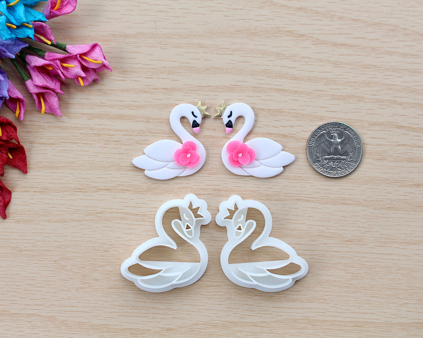 Swan with Crown Cutter