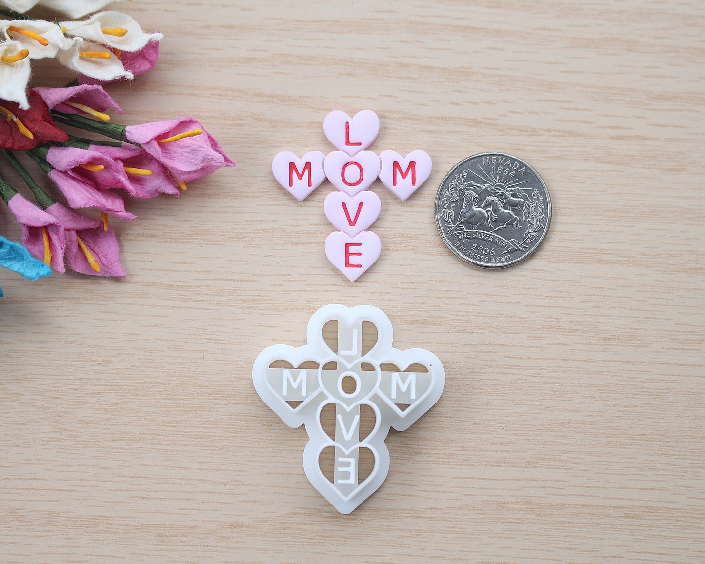 Mom-Love Heart Cross Word Cutter