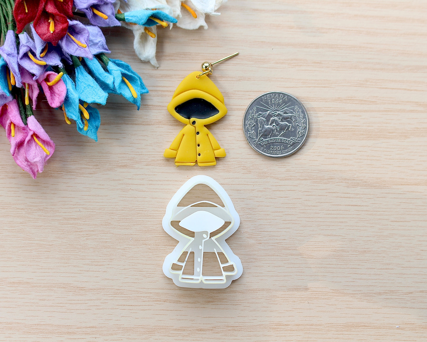 Raincoat and Balloon Cutter Set