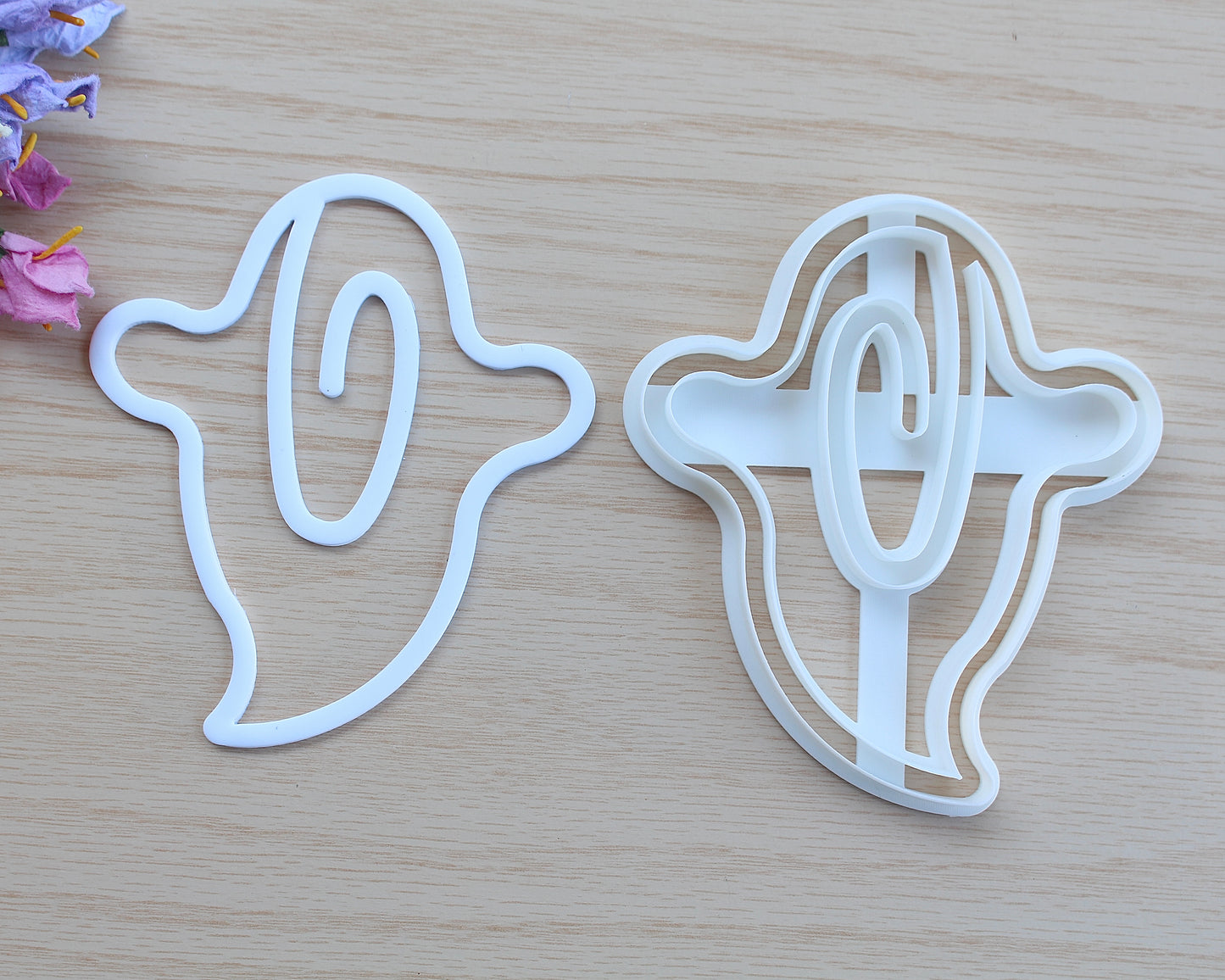 Ghost Bookmark Cutter