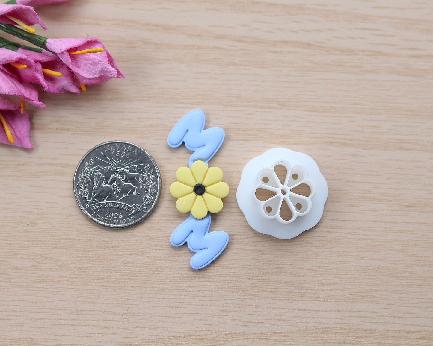 “MOM” Text Cutter Set