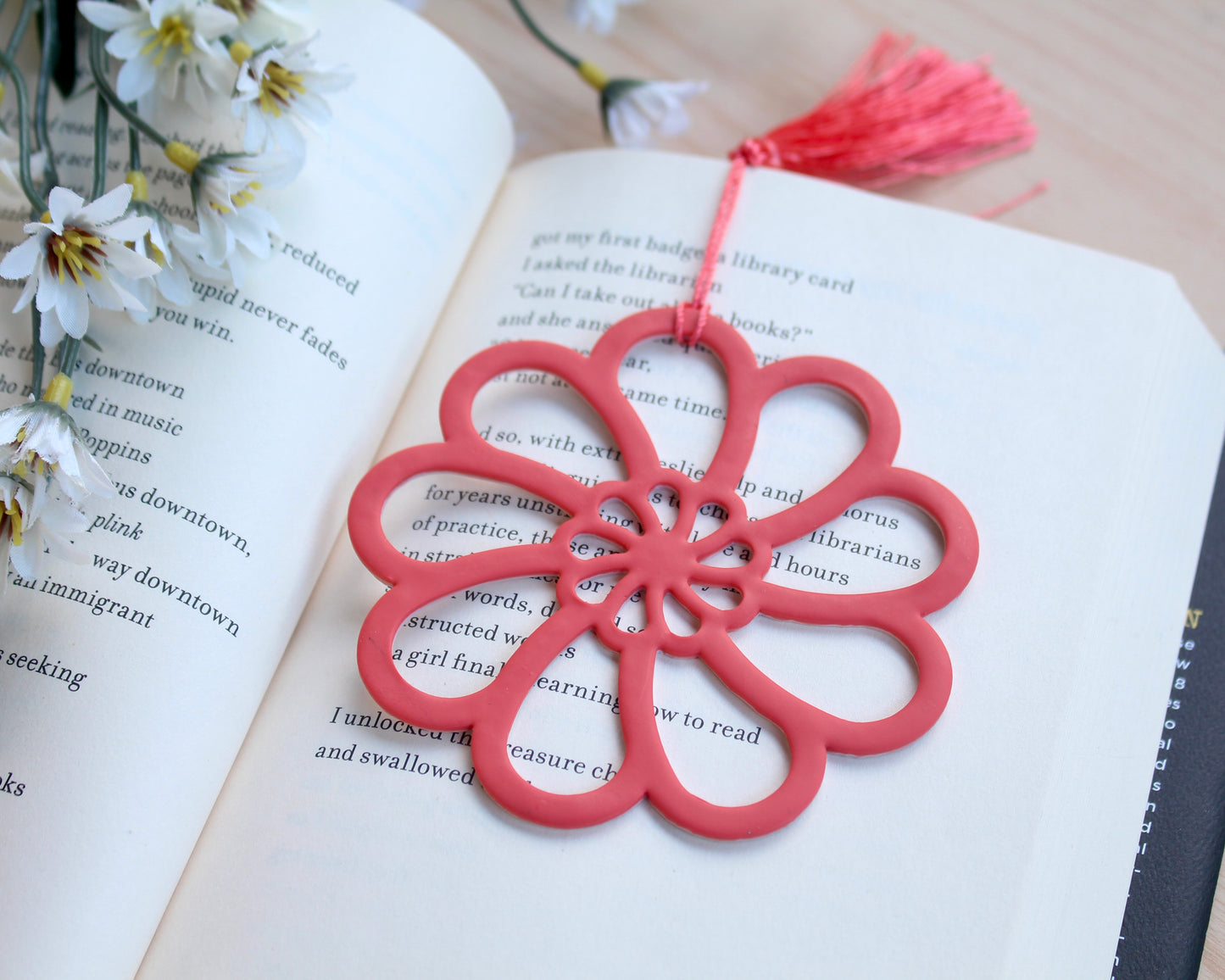 Daisy Ornament/Bookmark Cutter
