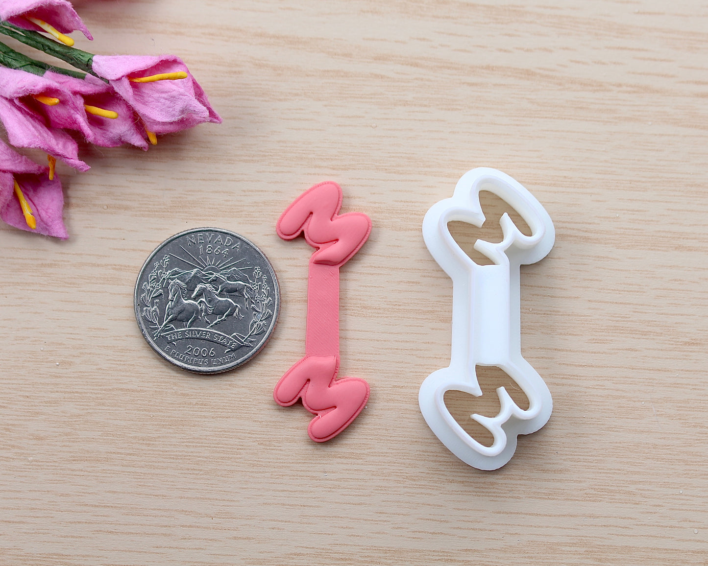 “MOM” Text Cutter Set