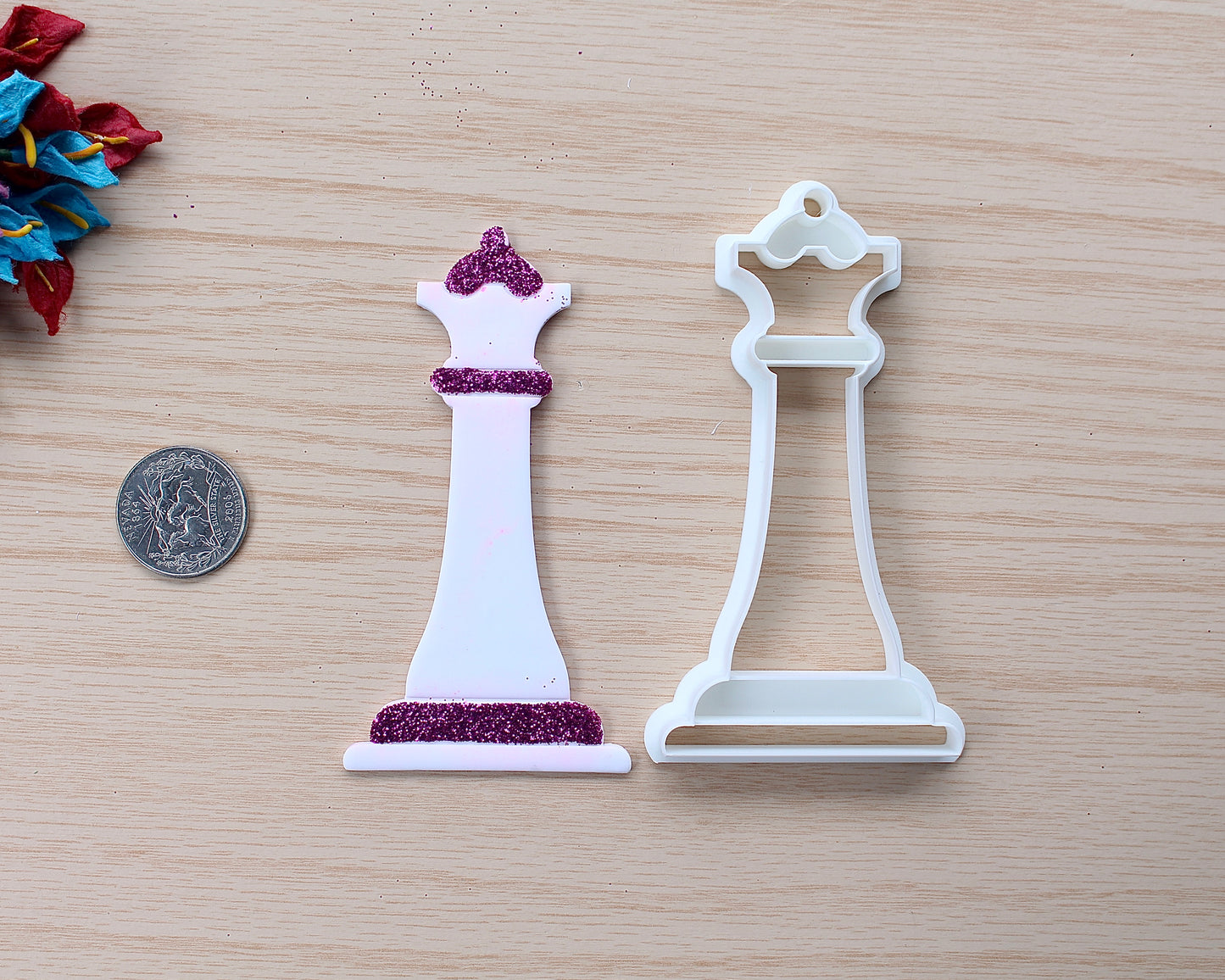 King and Queen Chess Piece Ornament/Bookmark Cutter