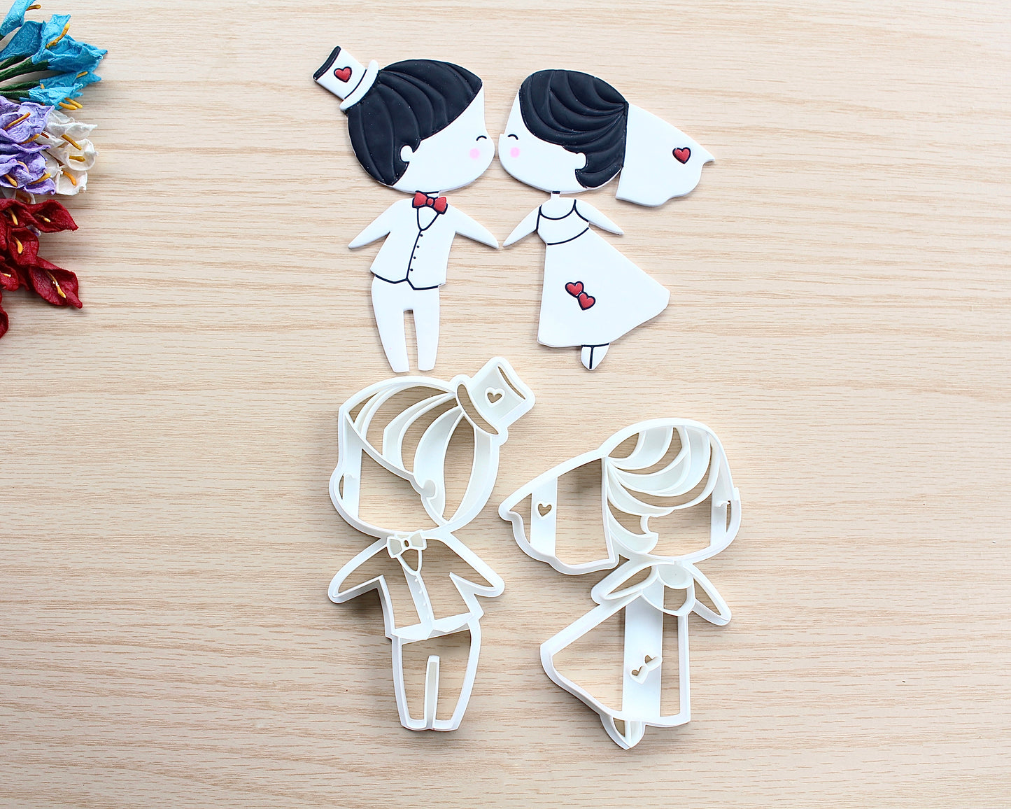 Newly Wedded Couple Ornament/Bookmark Cutter