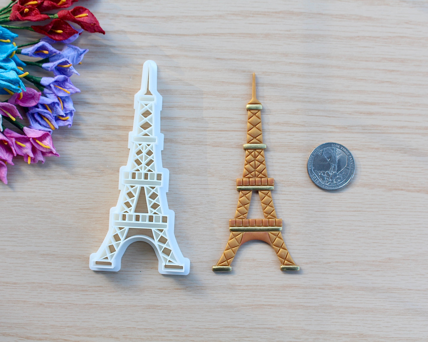 Eiffel Tower Cutter