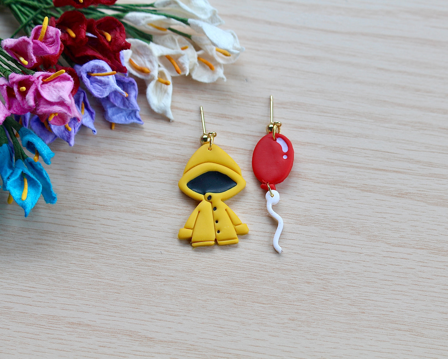 Raincoat and Balloon Cutter Set