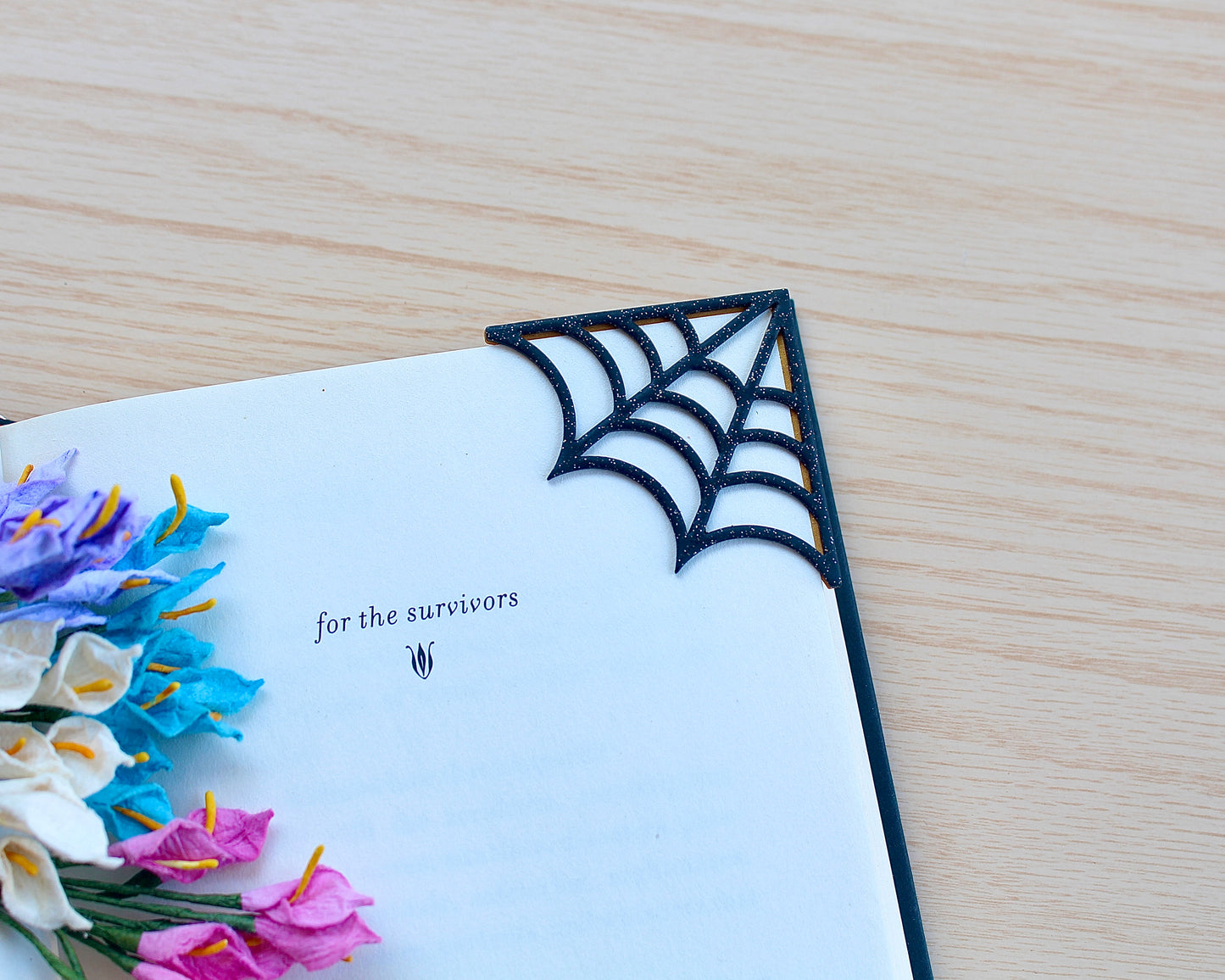 Spider Web Corner Bookmark Cutter Set