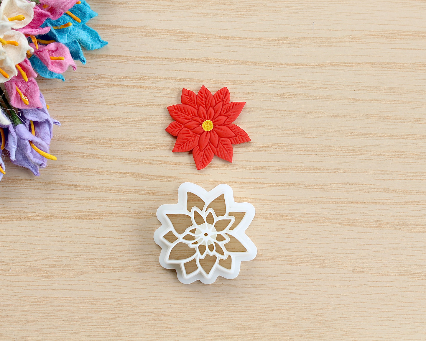 Poinsettia Flower Cutter