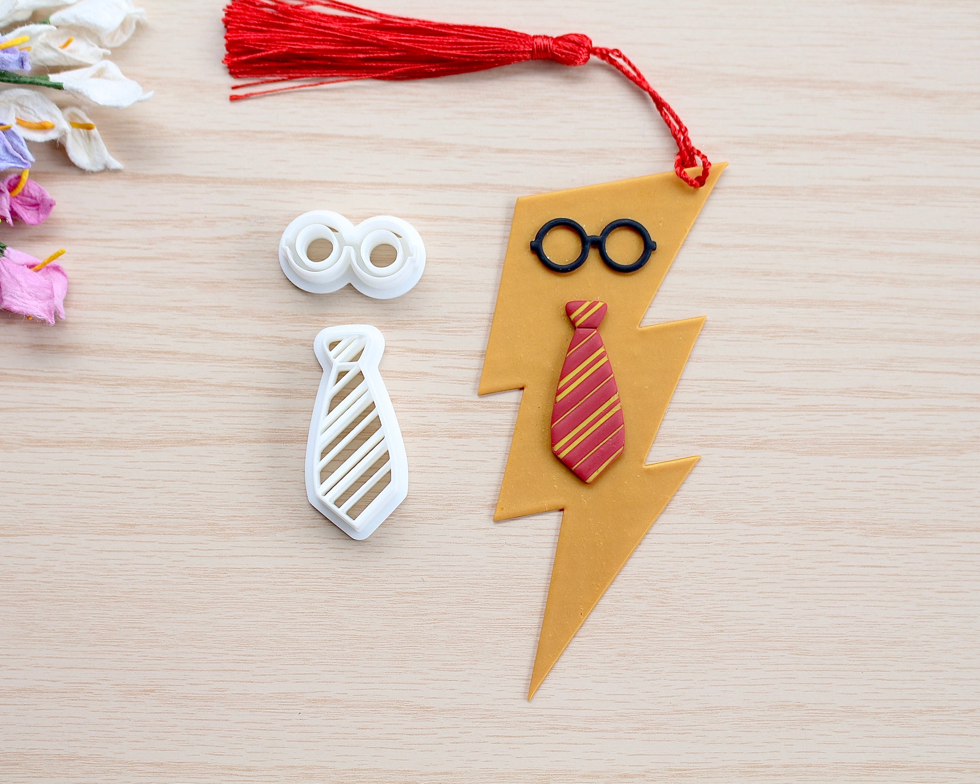 thunderbolt wizard bookmark polymer clay cutter | ornament polymer clay cutter