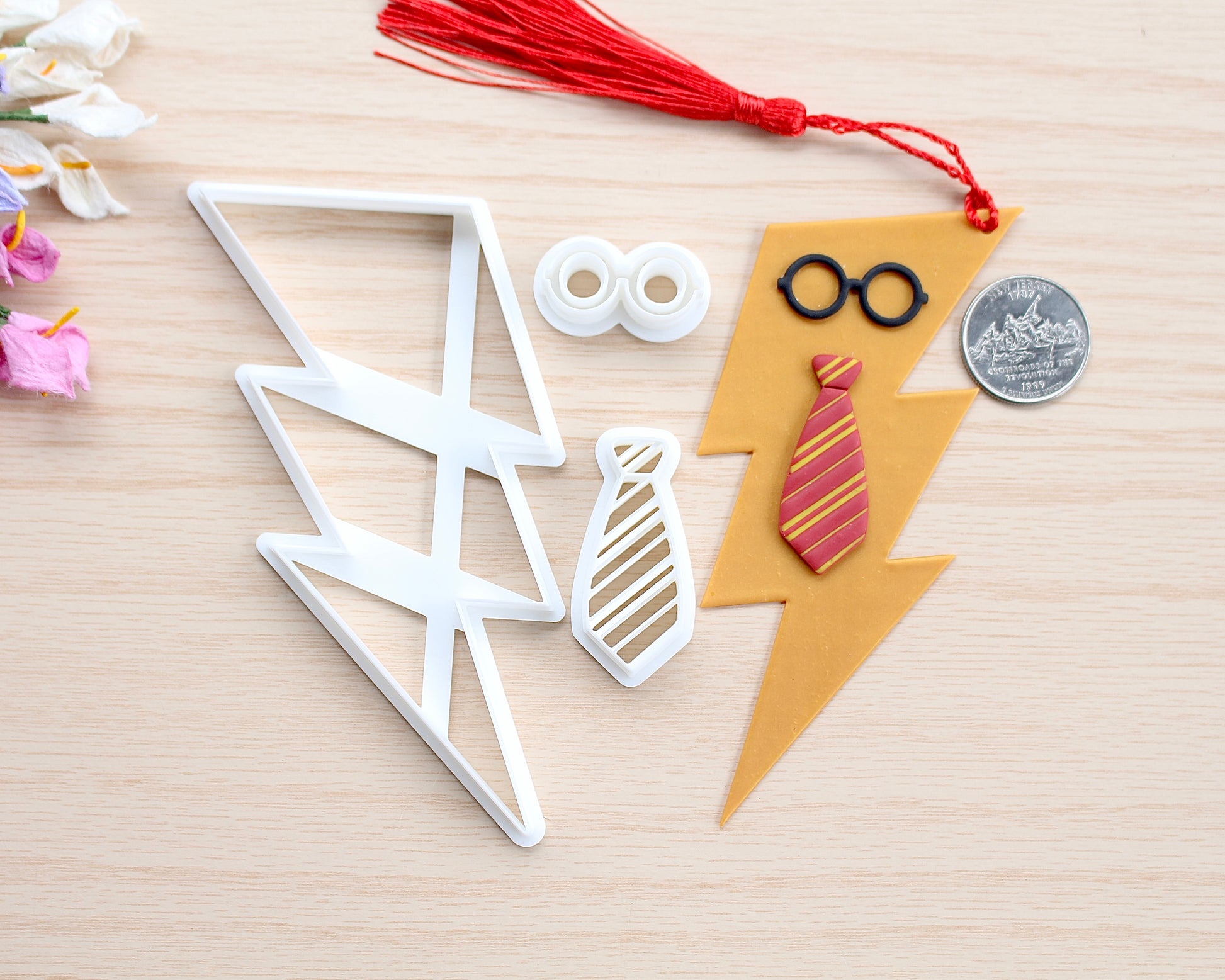 thunderbolt wizard bookmark polymer clay cutter | ornament polymer clay cutter