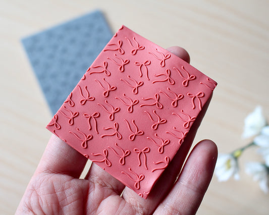 Hand-drawn Bow Texture Mat