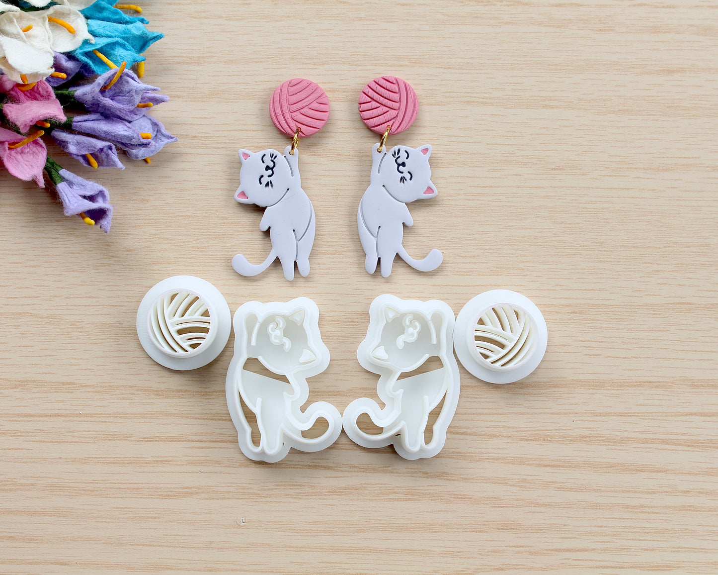 Cat & Yarn Cutter Set