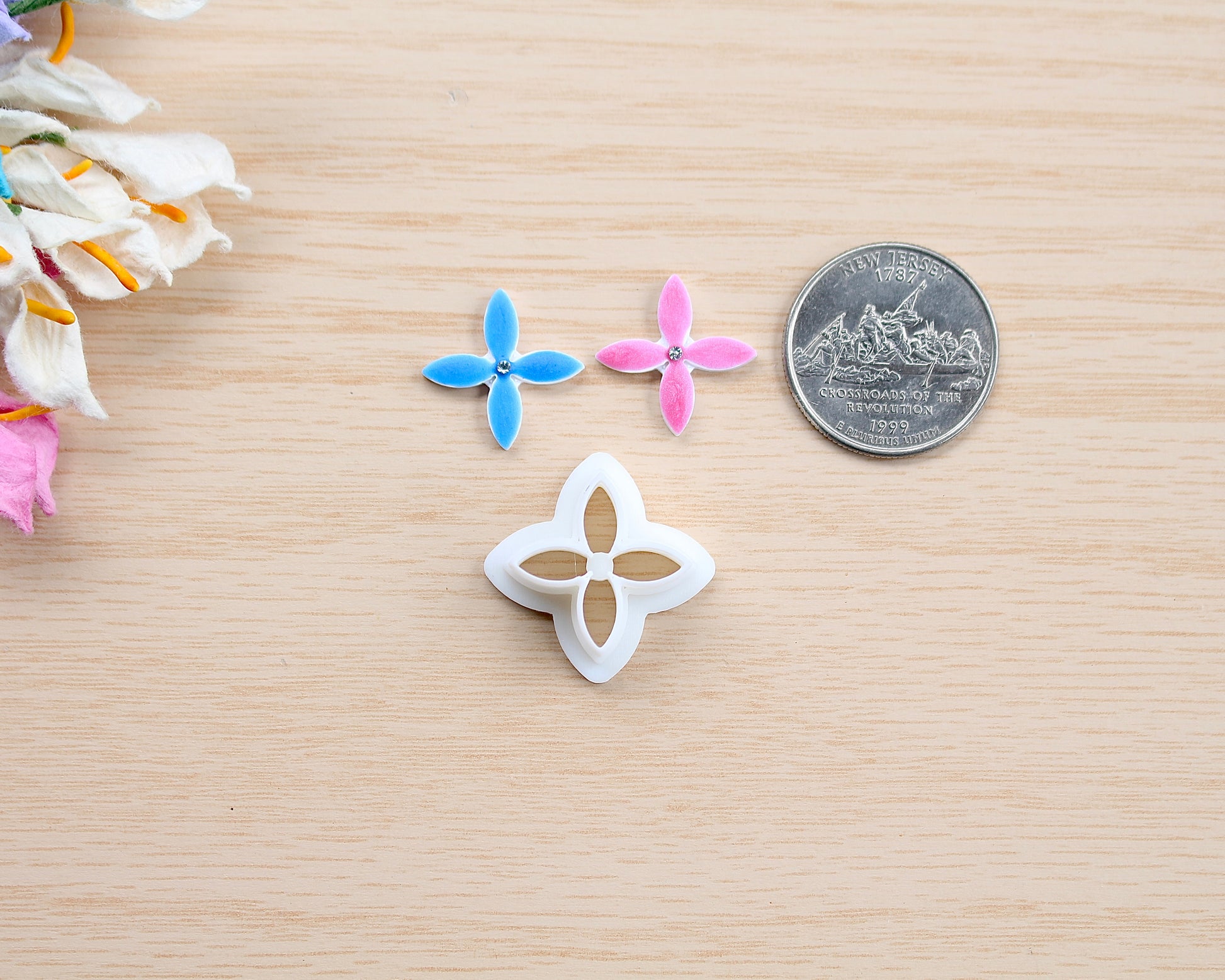 Mini flower stud cutter