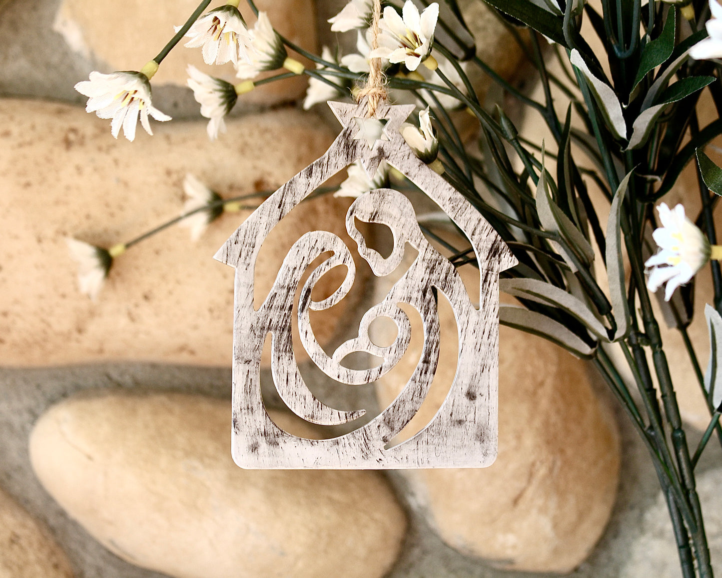 Nativity Scene Ornament Cutter
