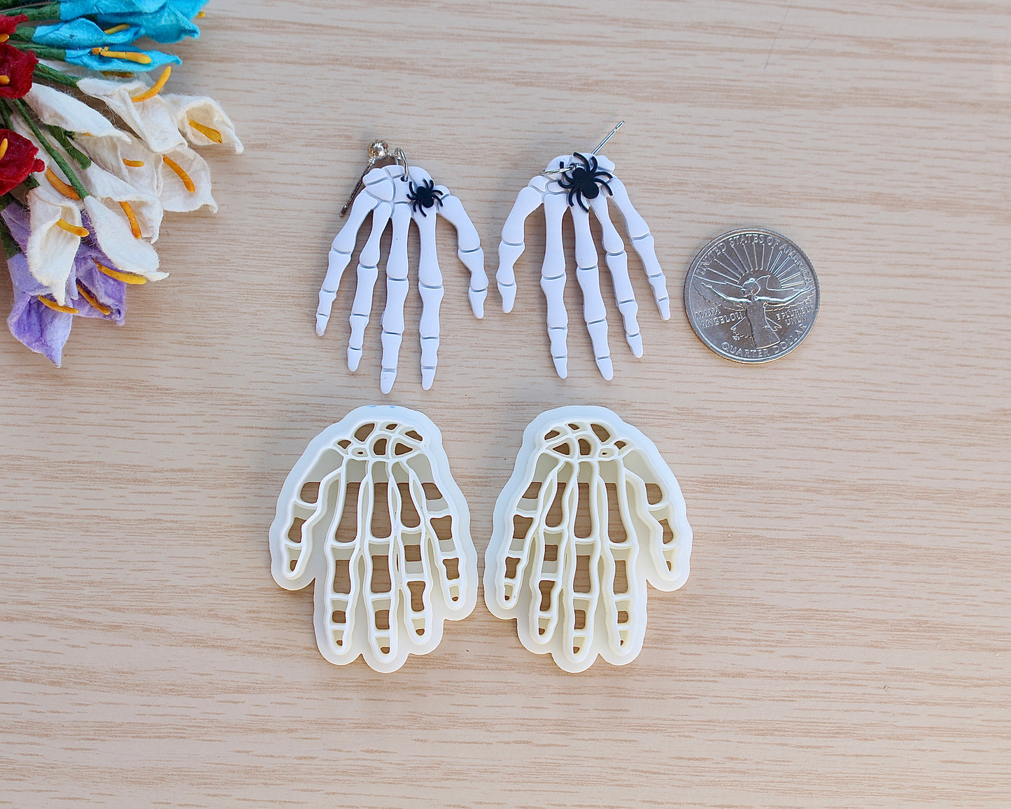 Skeleton Hand Cutter