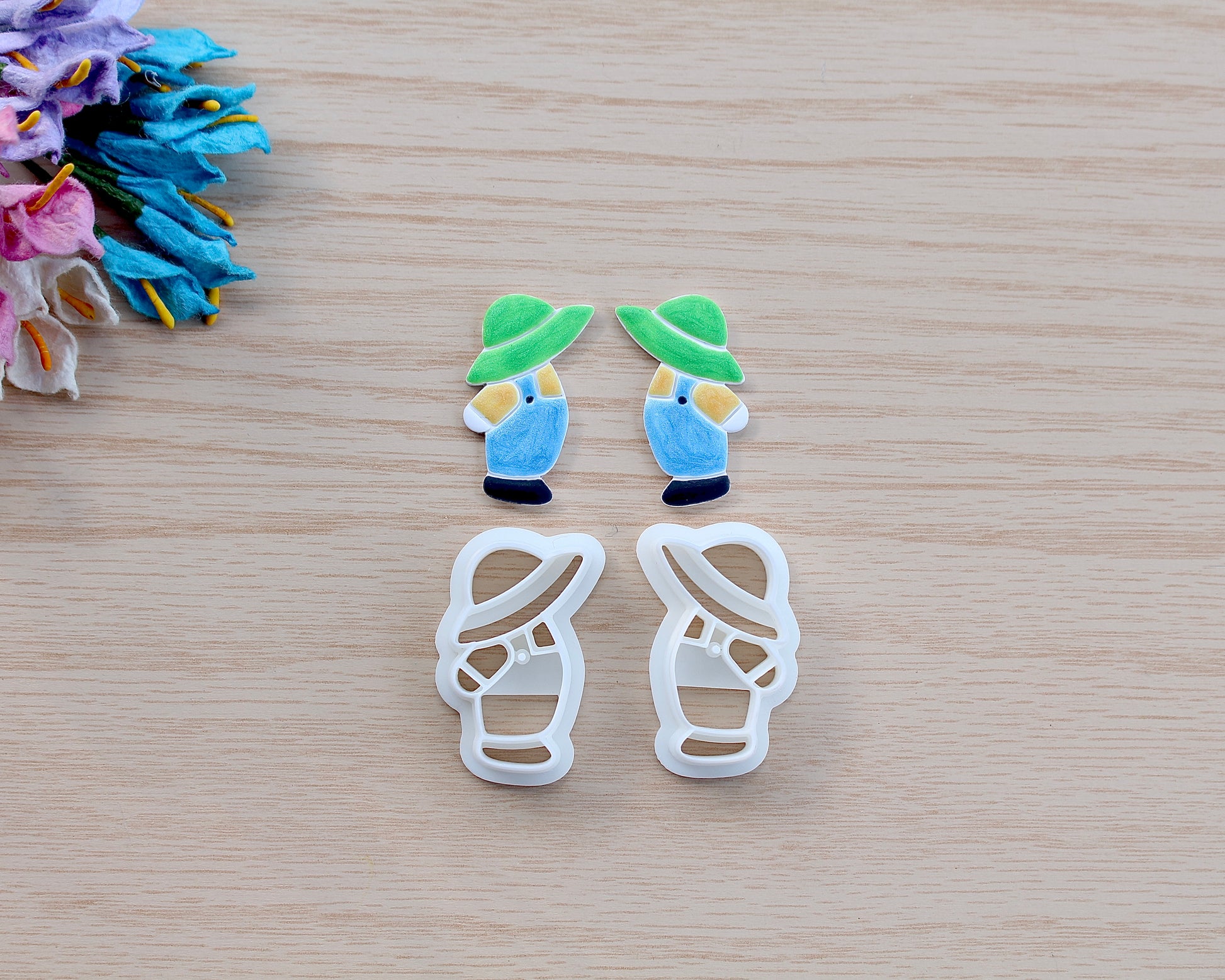 sunbonnet sue and overall sam quilt polymer clay cutter