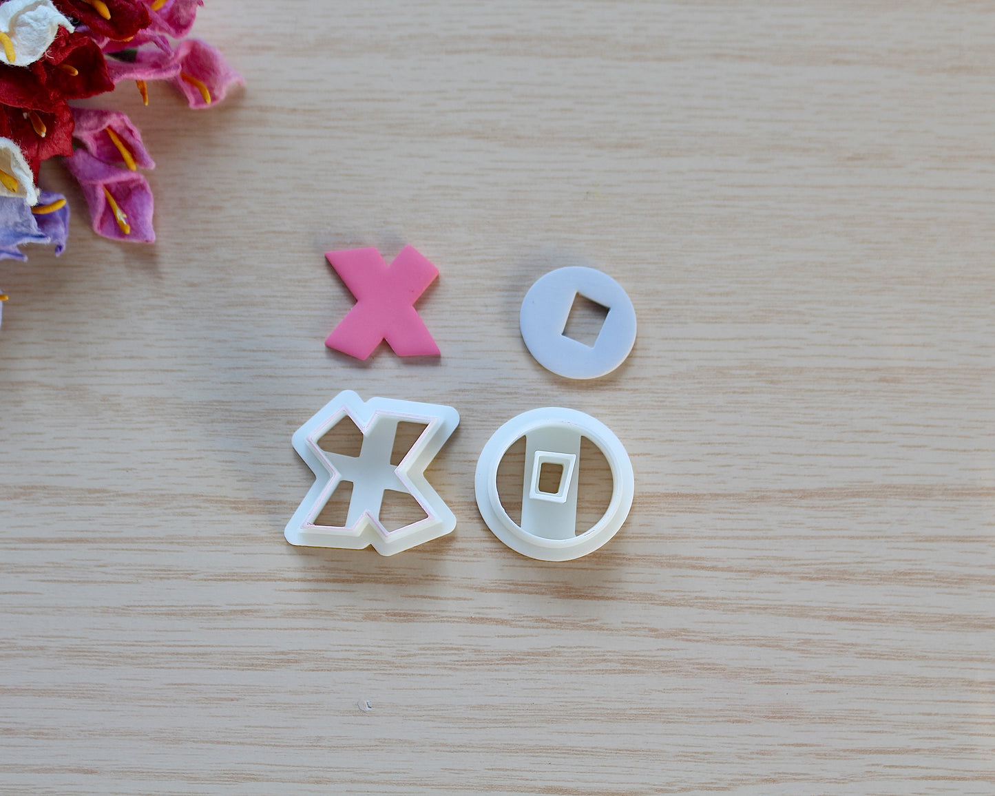 Tic-tac-toe Cutter
