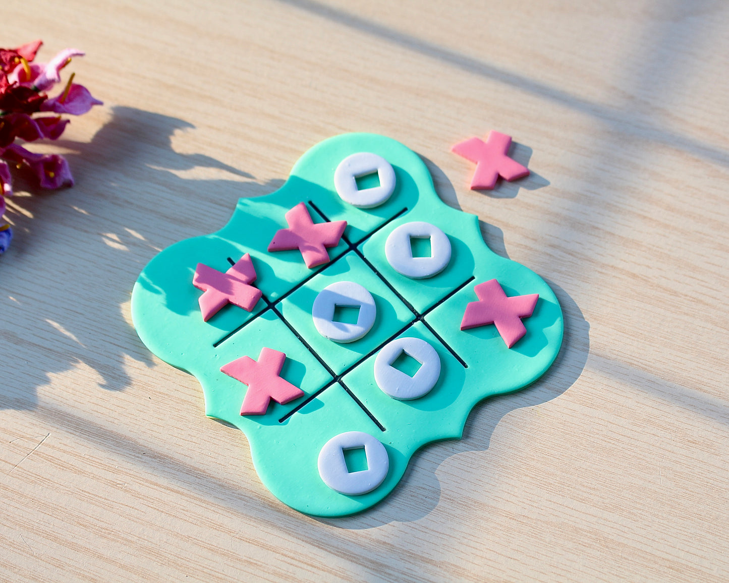 Tic-tac-toe Cutter